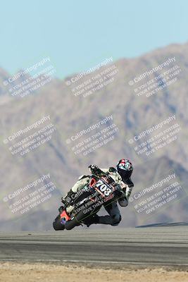 media/Dec-04-2025-Racers Edge (Thu) [[5ebc9f124d]]/3-B Group/6-Session 4 (Turn 9)/